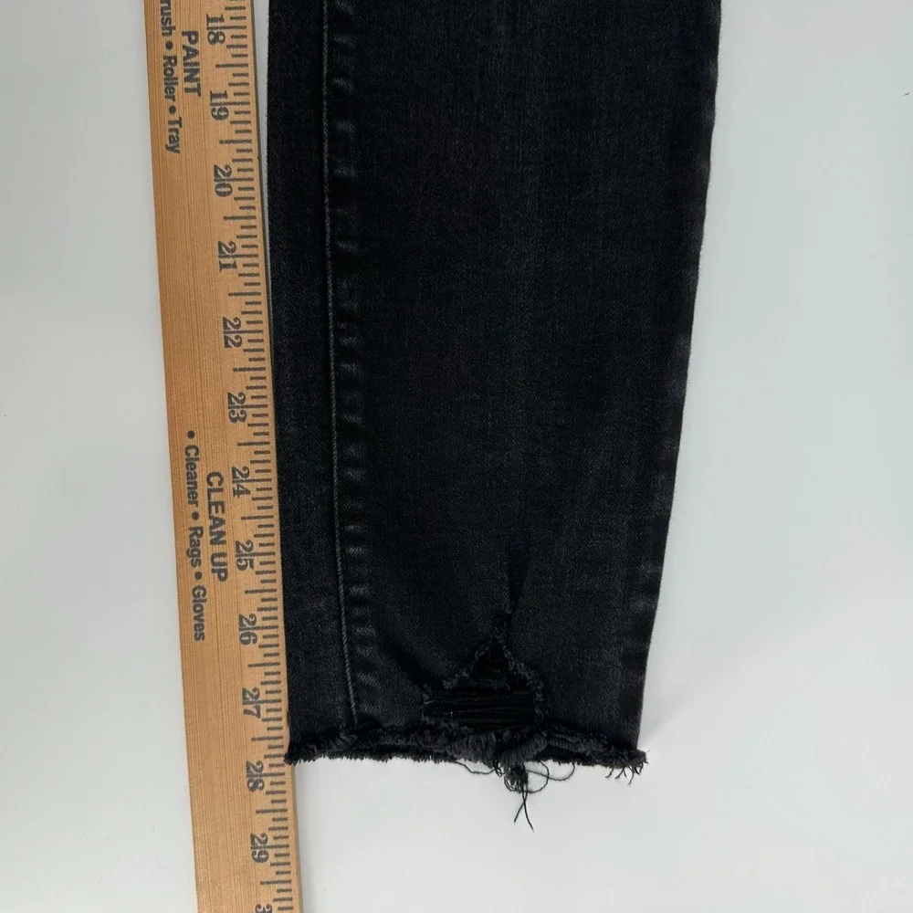 Universal Thread Jeans Womens 6/28R Black Distressed Denim Mid-Rise Skinny